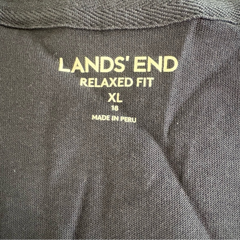Lands' End Women's Deep Blue V-Neck Tee - Picture 3 of 6
